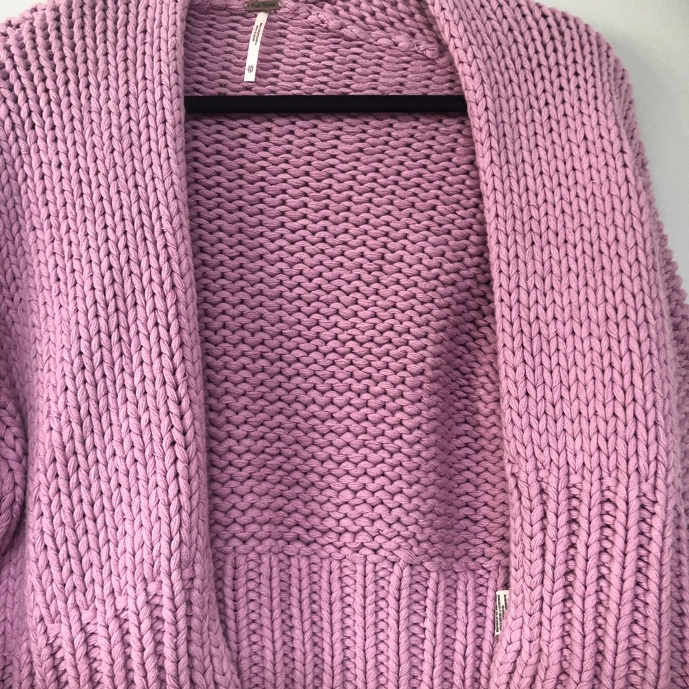 Cardigan - Picture 2 of 4